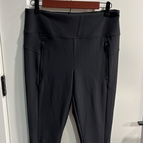 Athleta Pants Stellar Tight Black Side Zippers Stretch Knit Skinny Pant EUC - Picture 4 of 13